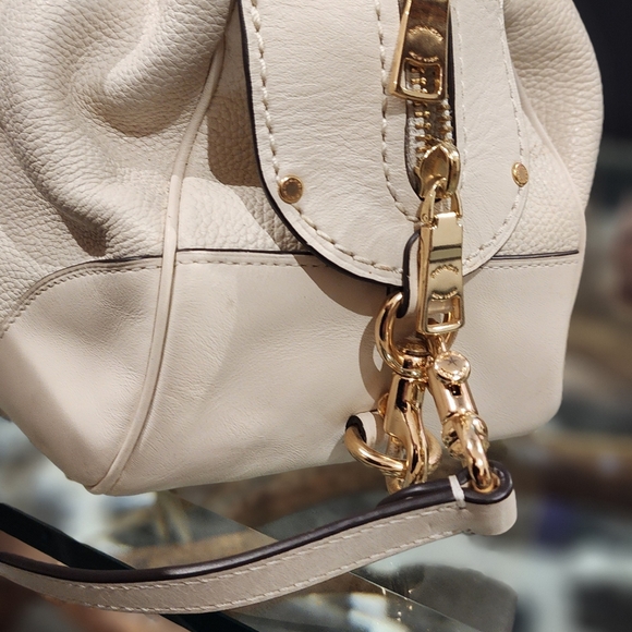 Sold - Picture 5 of 8